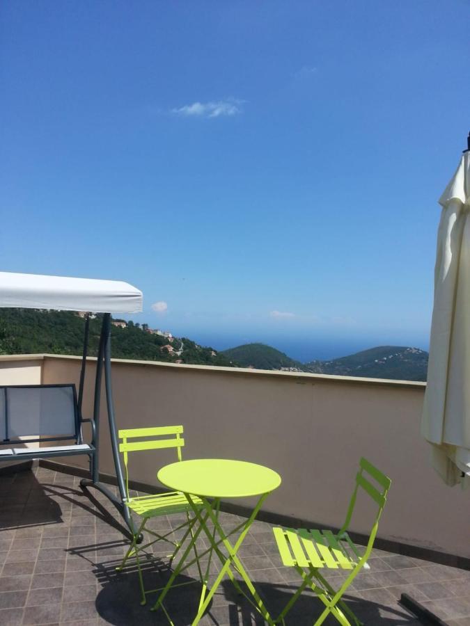 Suite Con Vista Vezzi Portio Luaran gambar