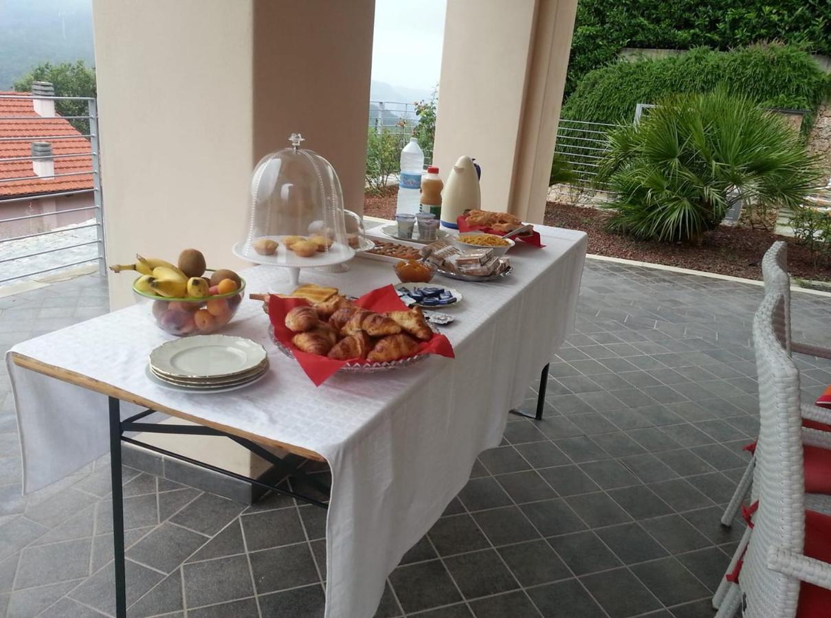 Suite Con Vista Vezzi Portio Luaran gambar