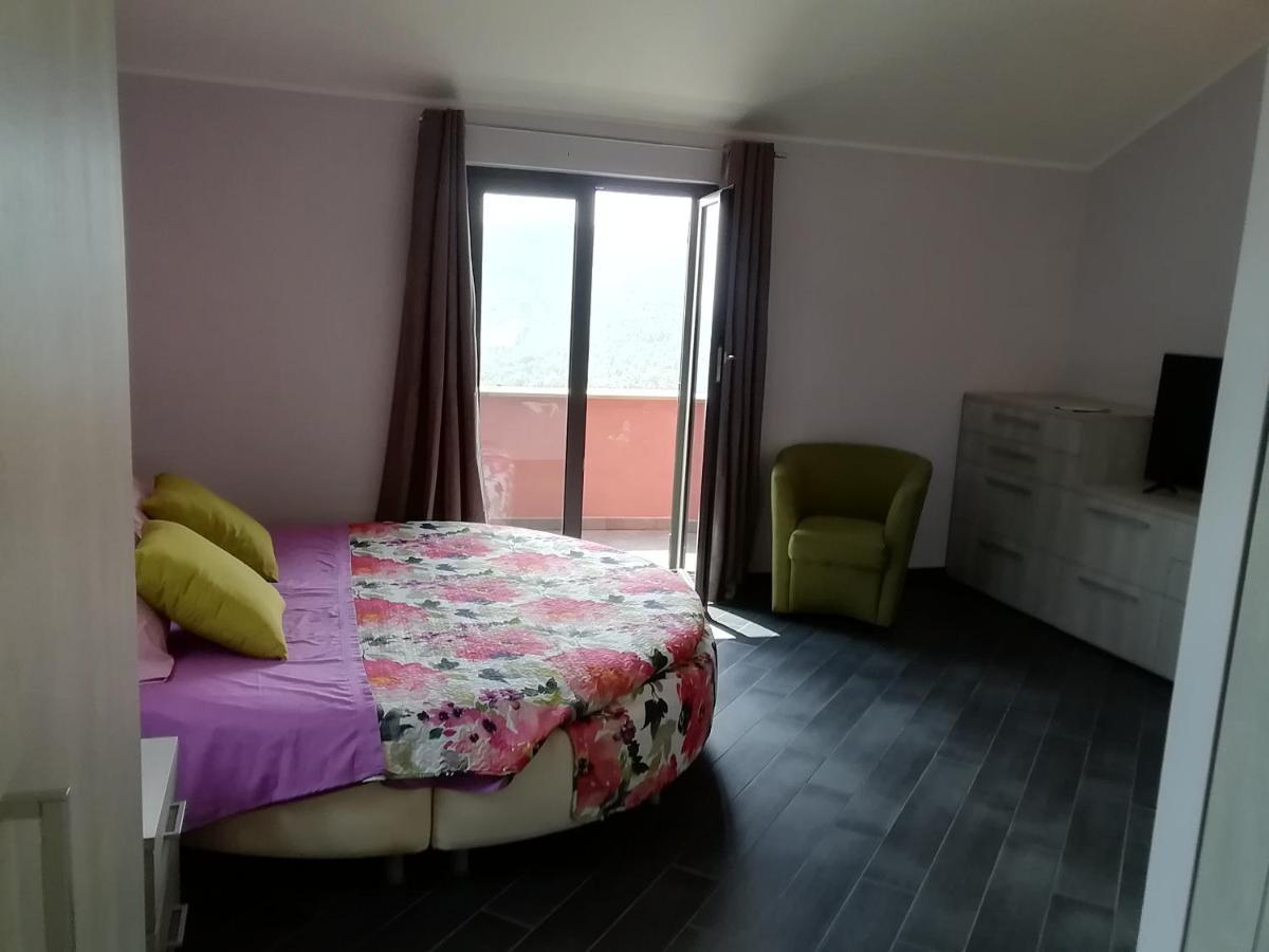 Suite Con Vista Vezzi Portio Luaran gambar