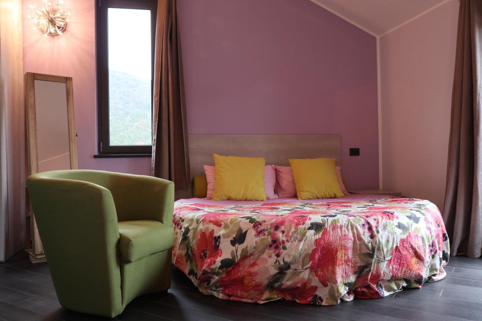 Suite Con Vista Vezzi Portio Luaran gambar