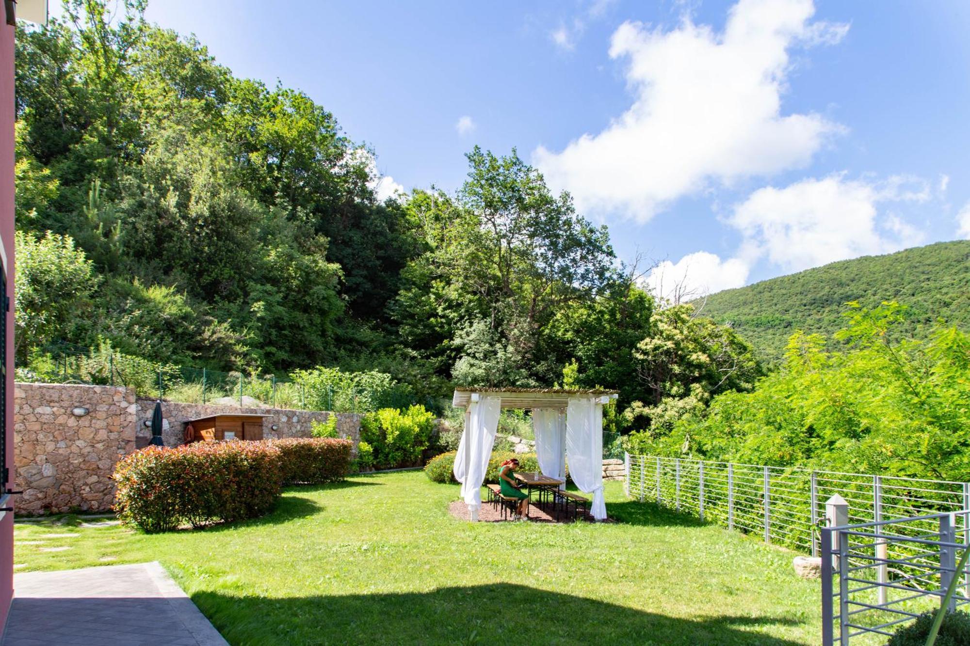 Suite Con Vista Vezzi Portio Luaran gambar