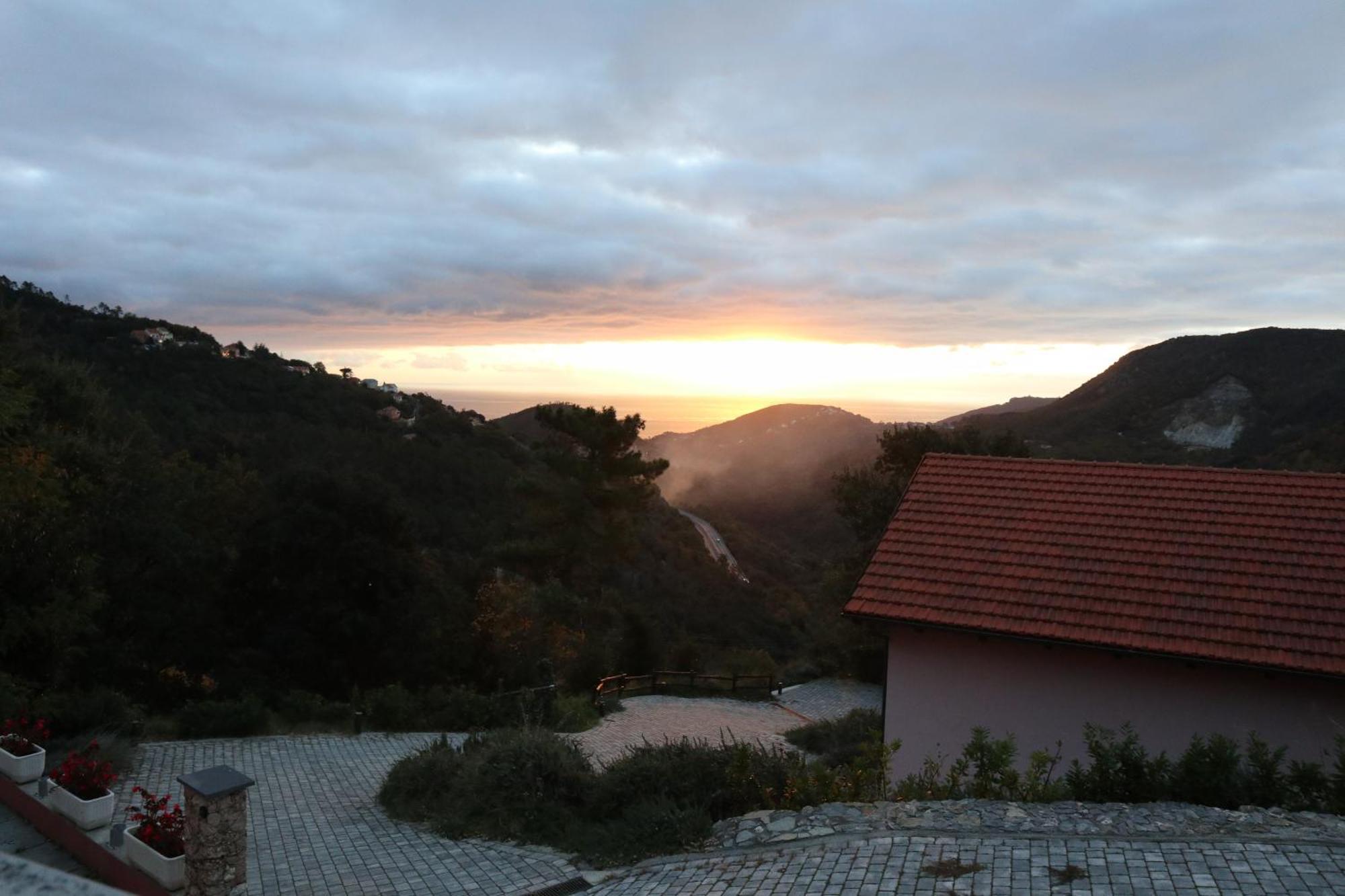 Suite Con Vista Vezzi Portio Luaran gambar
